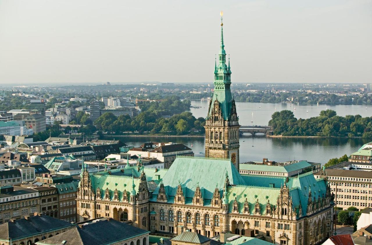 Novotel Hamburg Central Station Buitenkant foto